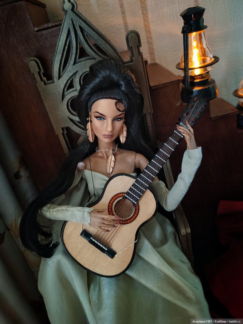 Королевский сплетник /фанатки на музфесте