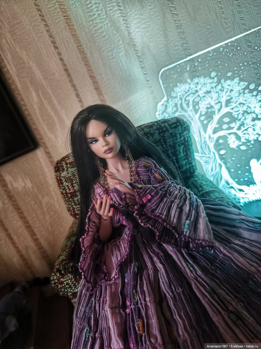 Королевский сплетник /фанатки на музфесте (фото 6)