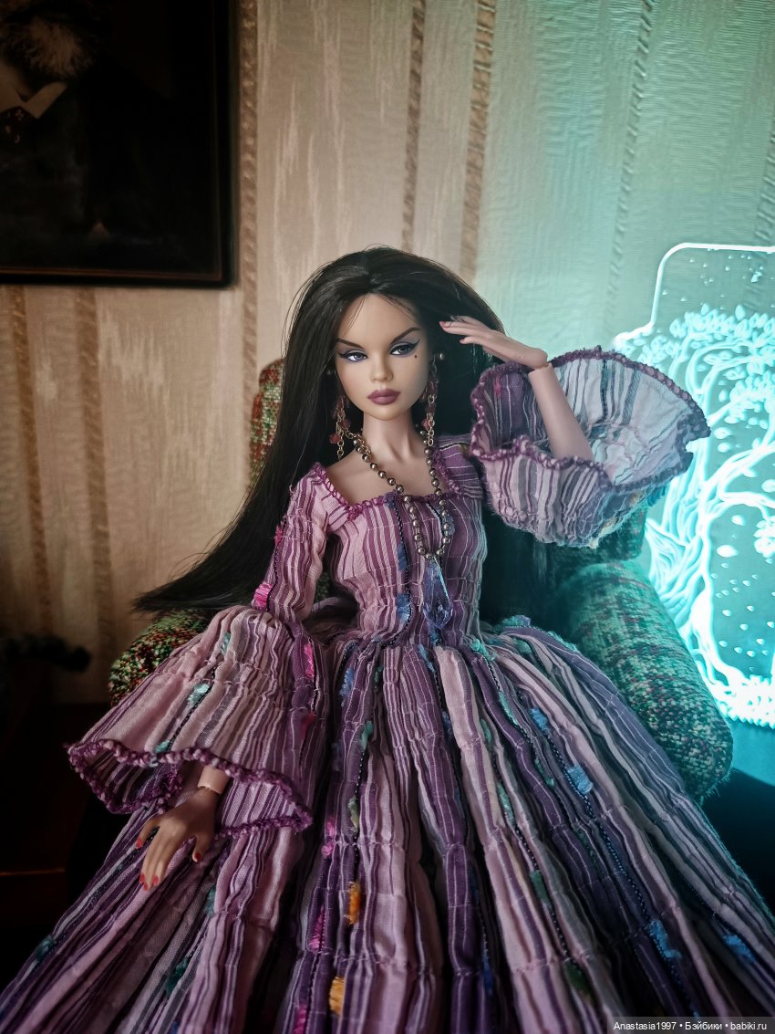 Королевский сплетник /фанатки на музфесте (фото 3)