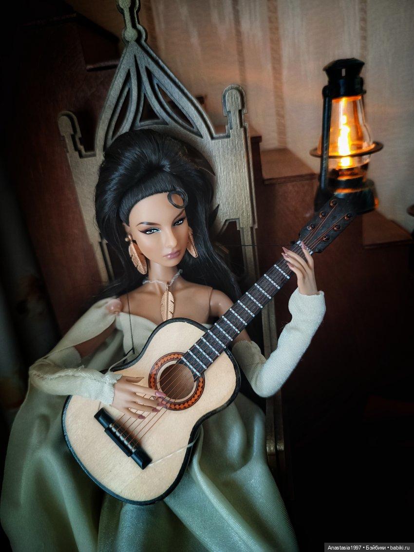 Королевский сплетник /фанатки на музфесте