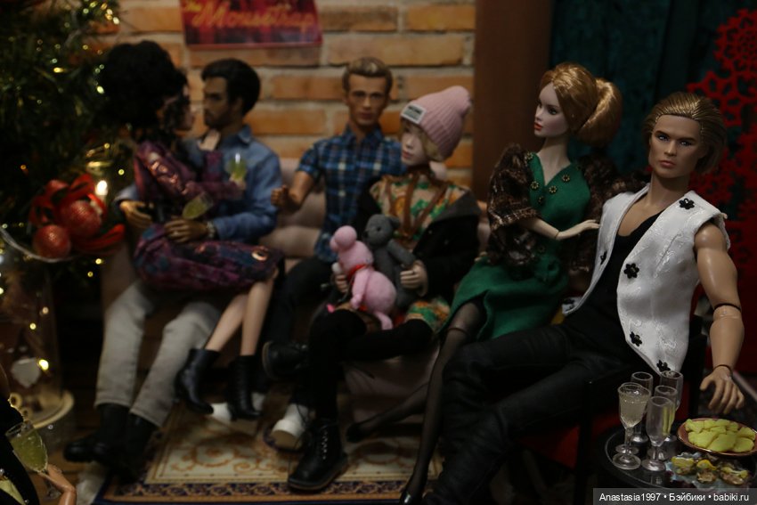 Королевский сплетник /Интервью с артистами сериала "Мышеловка"