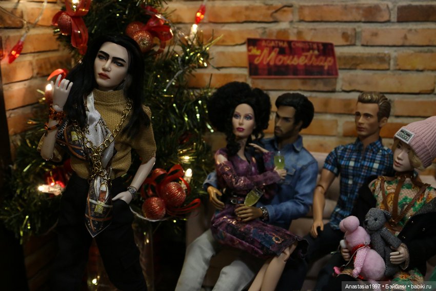 Королевский сплетник /Интервью с артистами сериала "Мышеловка"