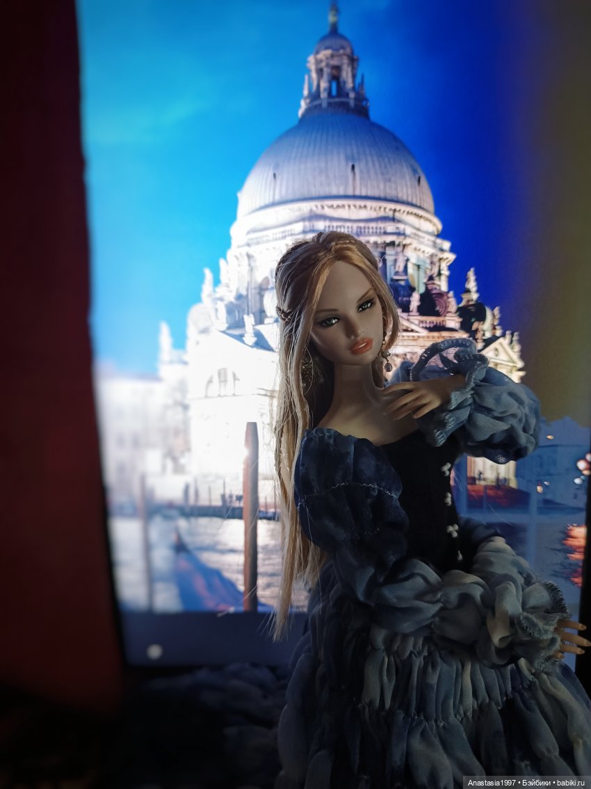 Интервью и прогулка по ночной Венеции DollCi Awards 2023