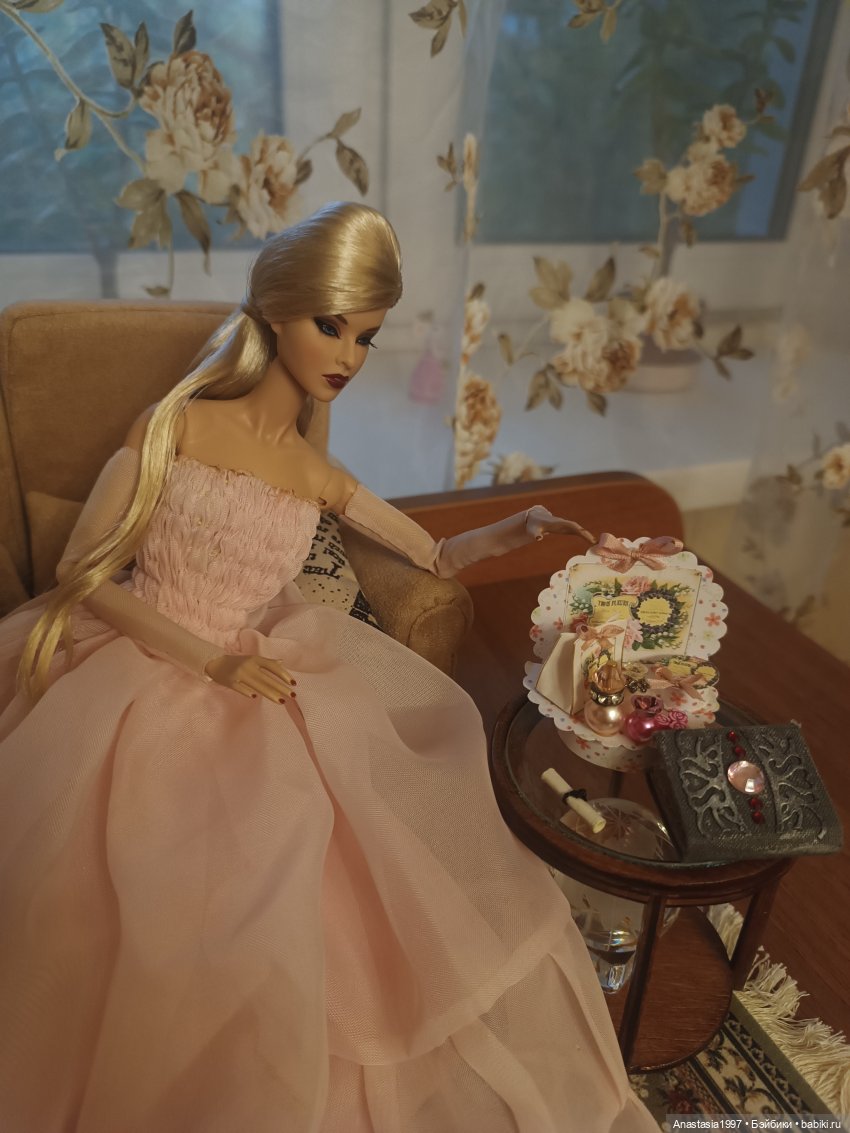 Мадемуазель Маргарет Жоли (фото 3)