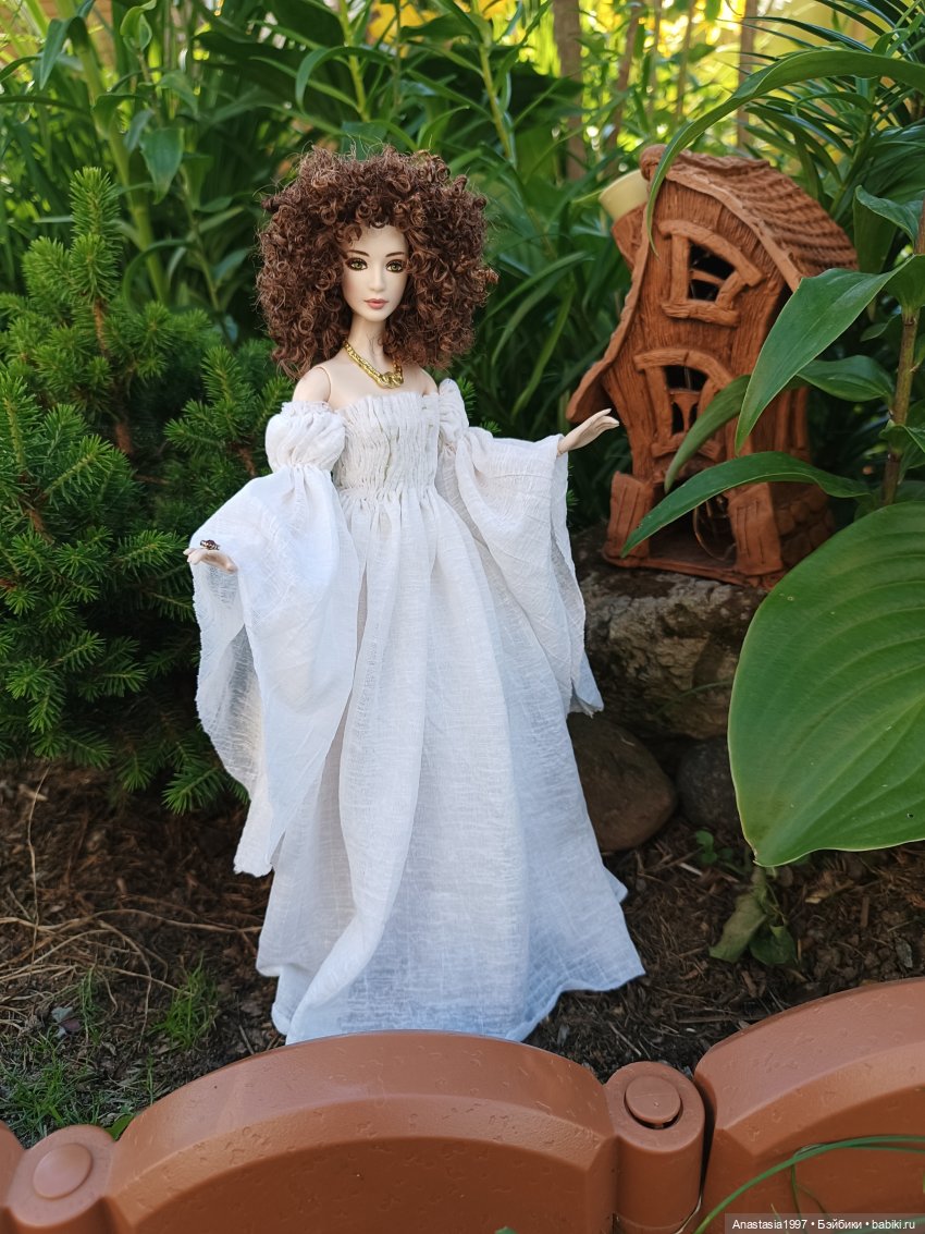 Жители королевства и цветы