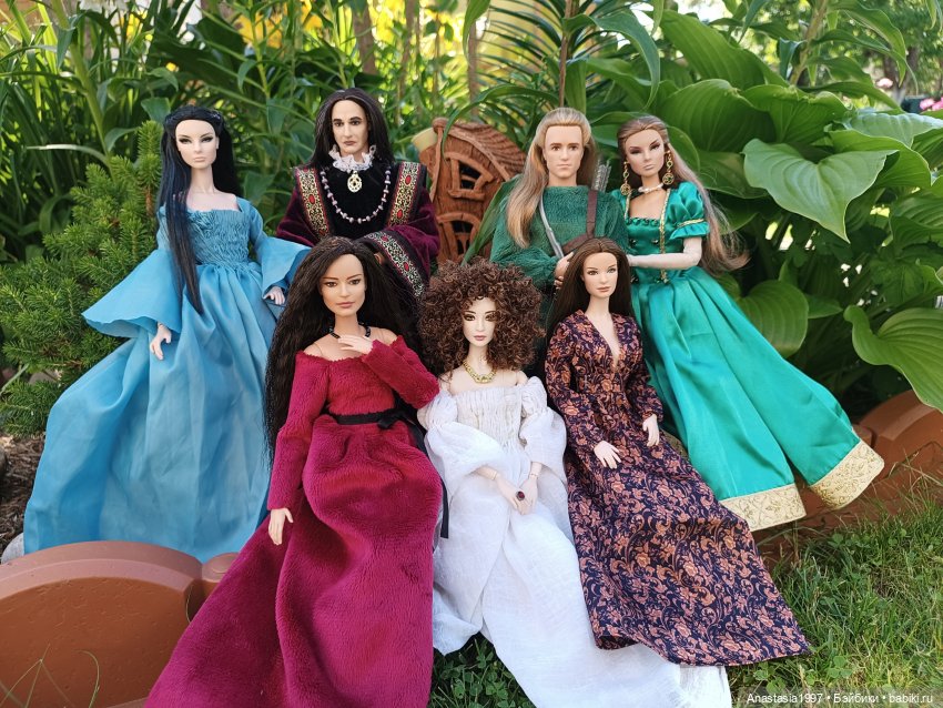 Жители королевства и цветы