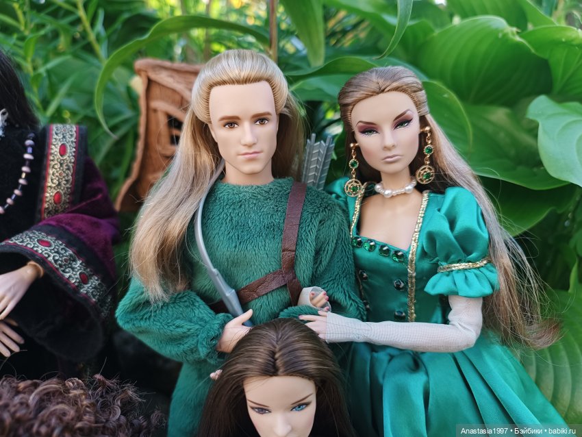 Жители королевства и цветы