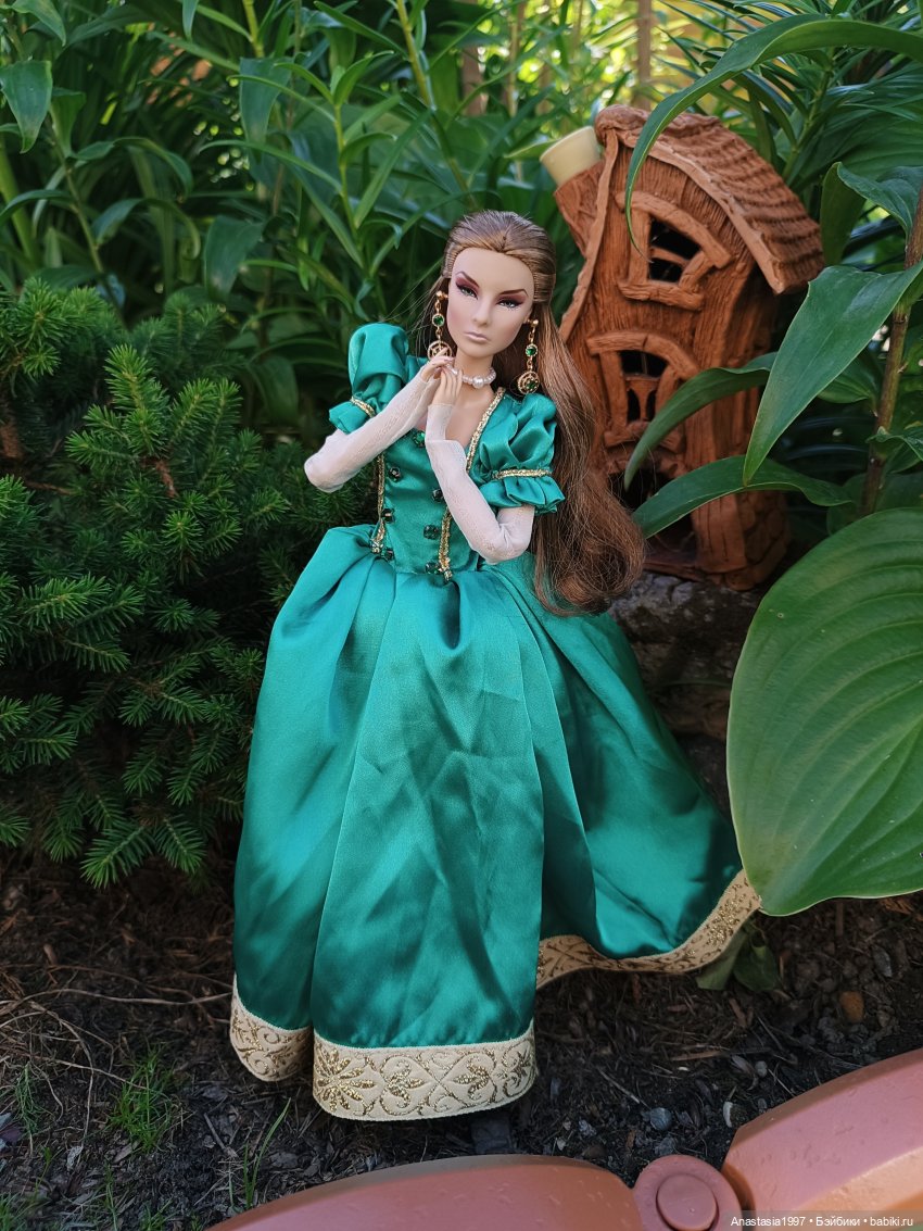 Жители королевства и цветы