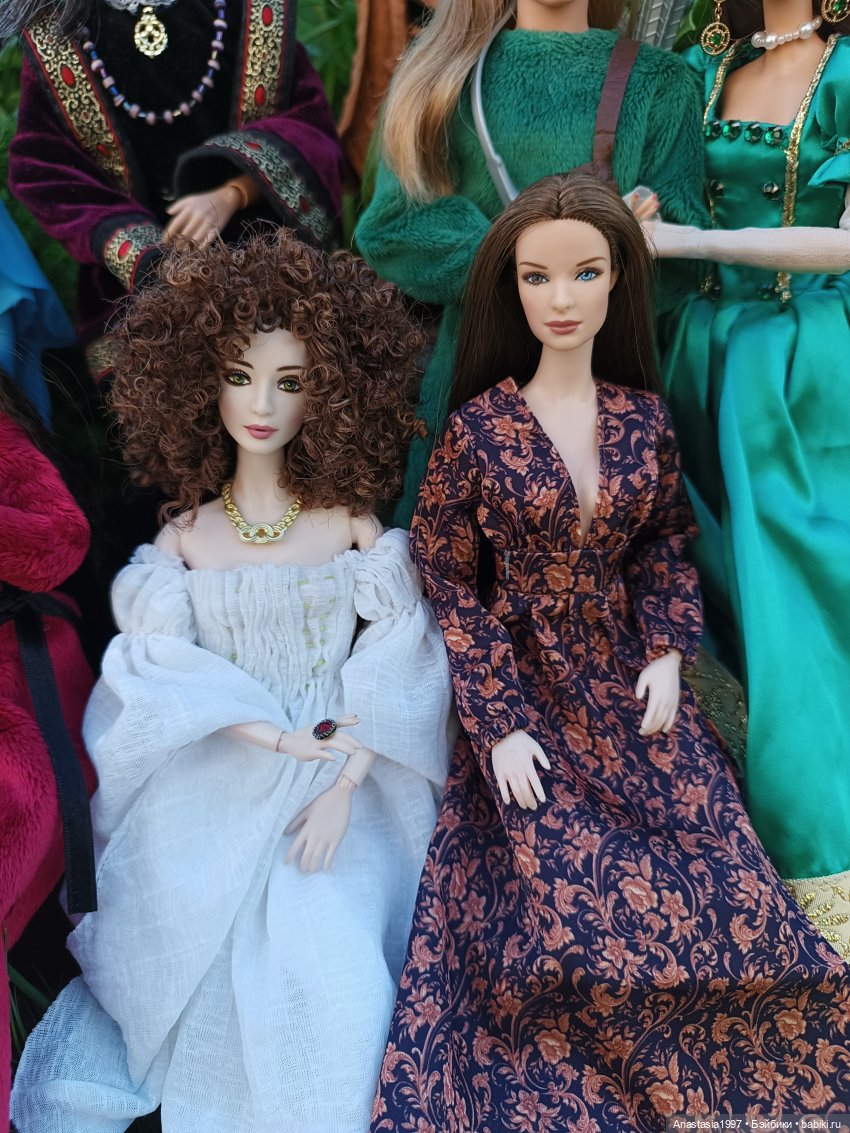 Жители королевства и цветы