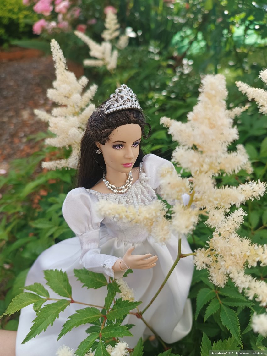 Фотосессия в цветах — Коллекции фэшн (фото 4)