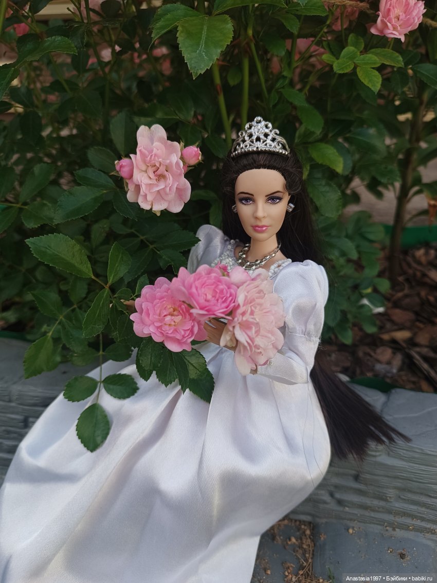 Фотосессия в цветах — Коллекции фэшн (фото 6)