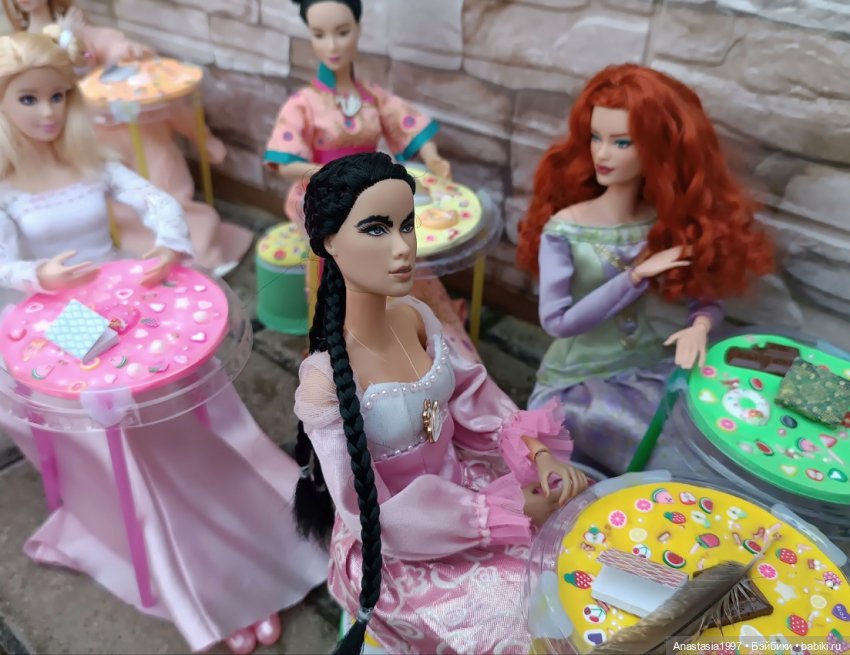 Школа Добра и Зла /Принцесса или ведьма /23 серия /Волшебство в зеркале /часть 1