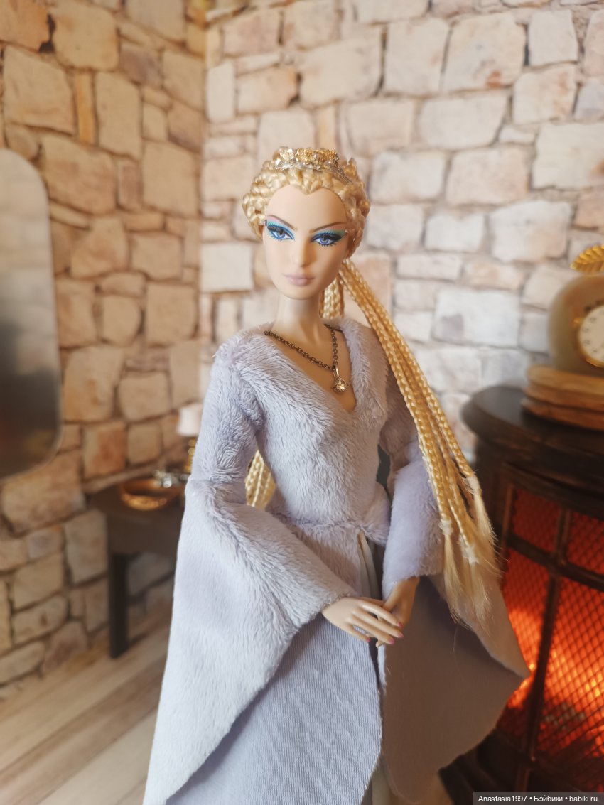 Девушки и бриллианты | Бэйбики Девушки и бриллианты — Фэшн