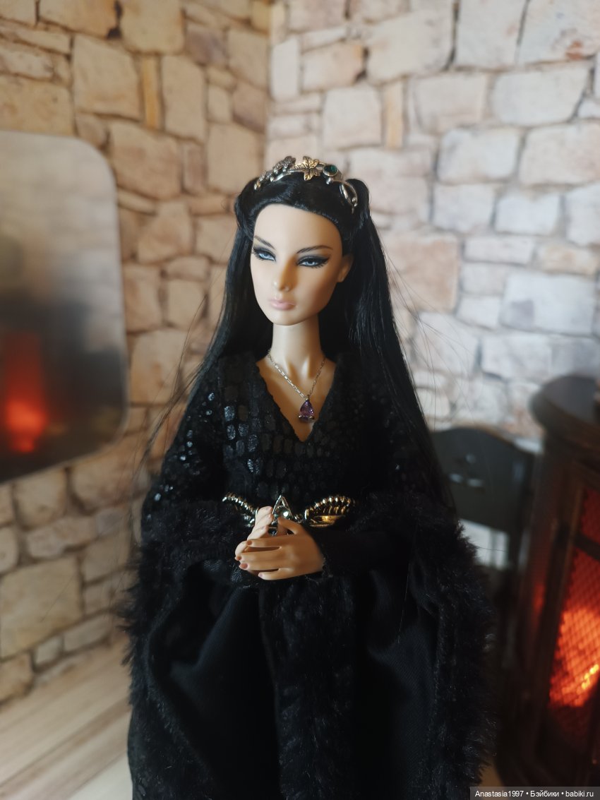 Девушки и бриллианты | Бэйбики Девушки и бриллианты — Фэшн