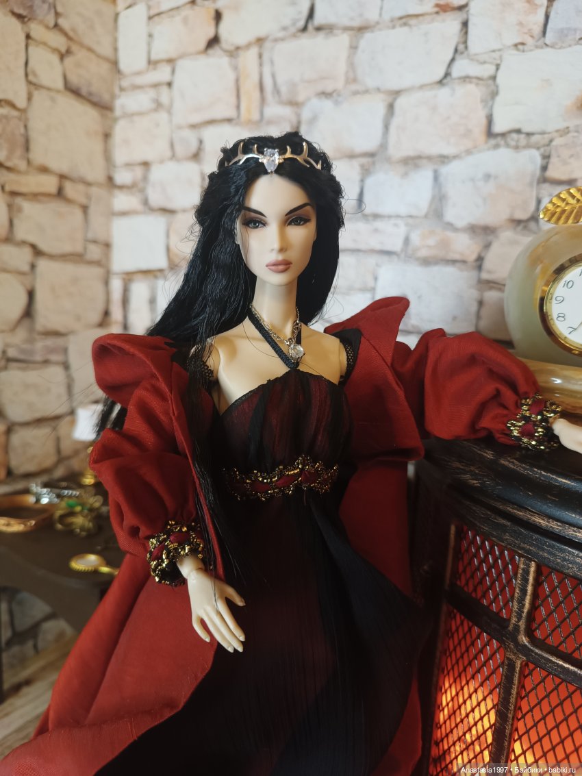 Девушки и бриллианты | Бэйбики Девушки и бриллианты — Фэшн