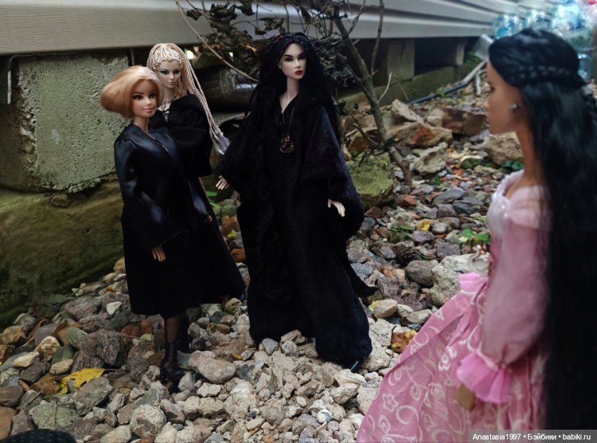 Топик-путеводитель по сериалу "Школа Добра и Зла: Принцесса или ведьма"