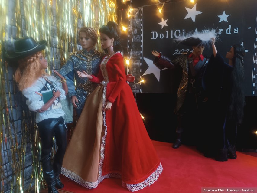 DollCi Awards -2024 /Школа Добра и Зла на ковровой дорожке