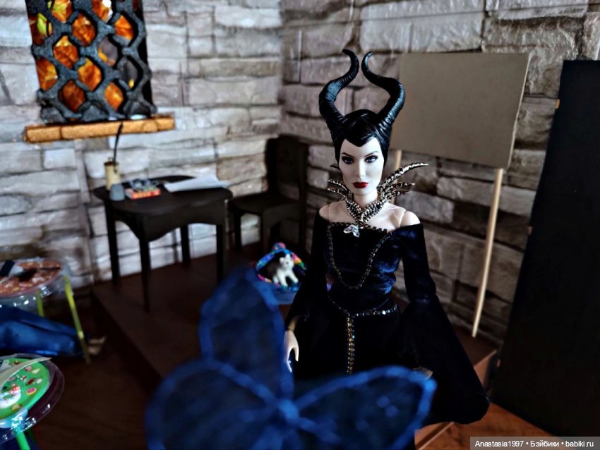 Топик-путеводитель по сериалу Школа Добра и Зла: Мир без принцев (2 сезон)