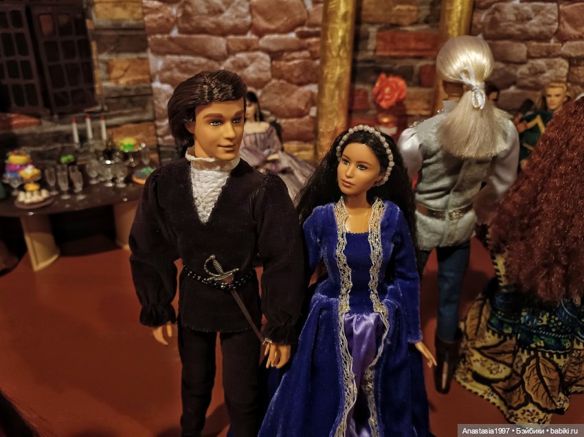 Августфест /Галерея ролей