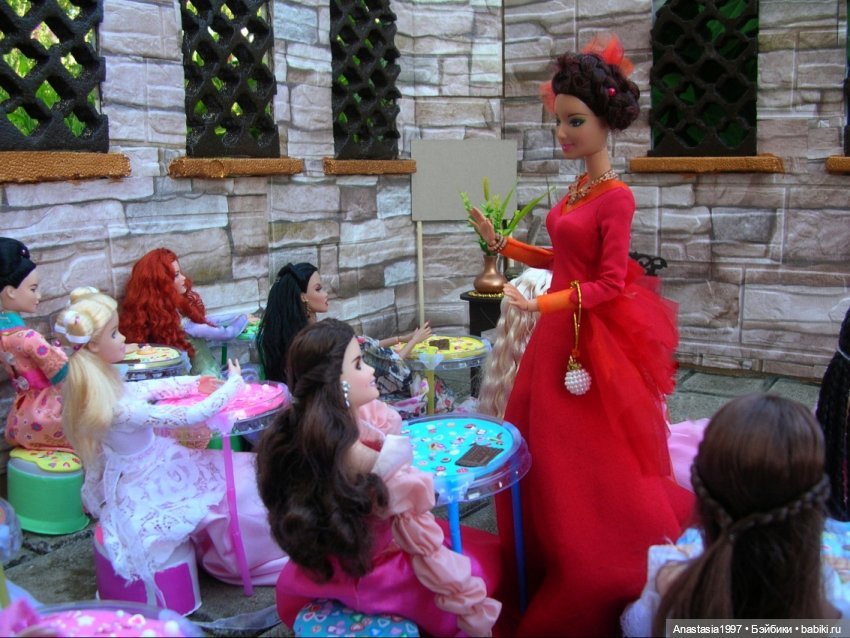 Августфест /Галерея ролей