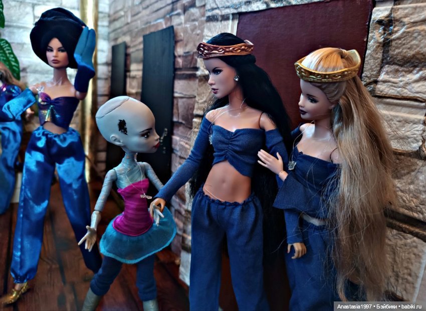 Августфест /Галерея ролей