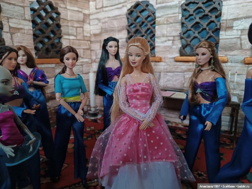 Августфест /Галерея ролей