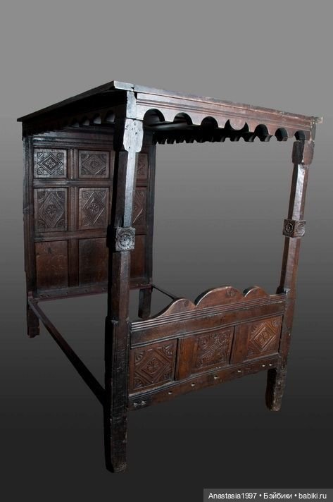 Средневековая кровать — Мебель для кукол и домиков: фото (фото 2)