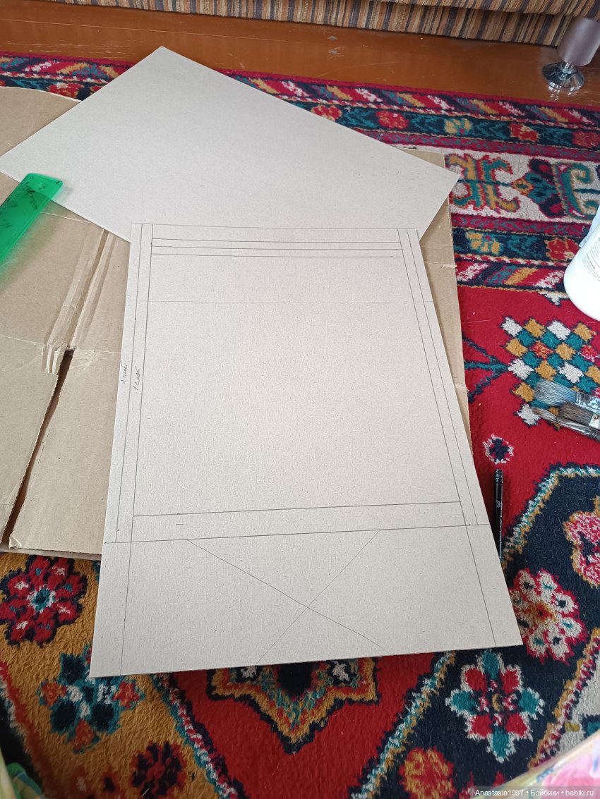 Средневековая кровать — Мебель для кукол и домиков: фото (фото 3)