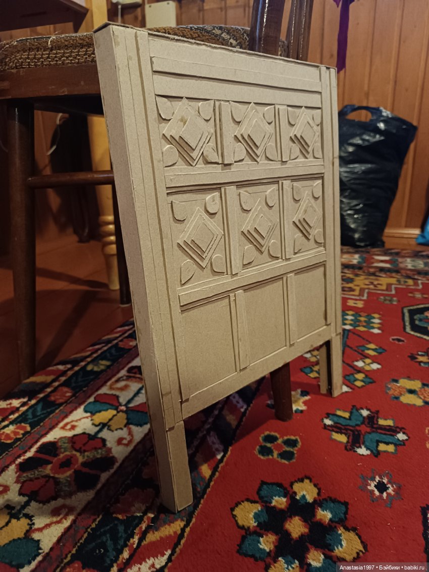 Средневековая кровать — Мебель для кукол и домиков: фото (фото 6)