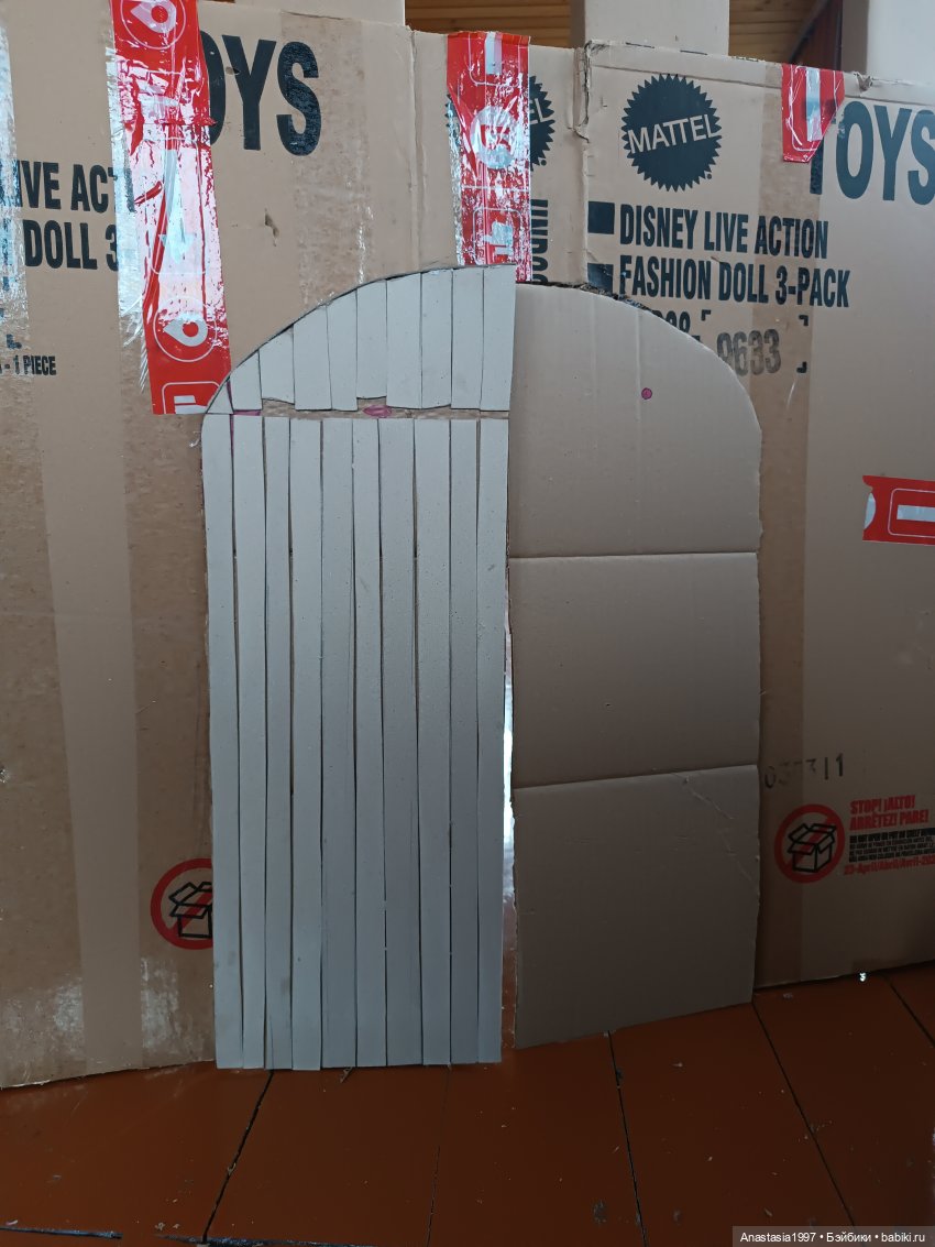 Средневековый замок начинается с ворот (фото 9)