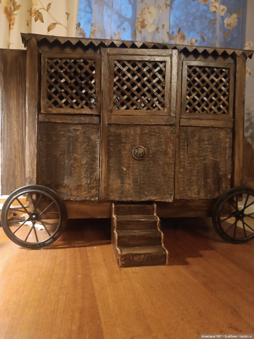 Королевская карета — Мебель для кукол и домиков: фото