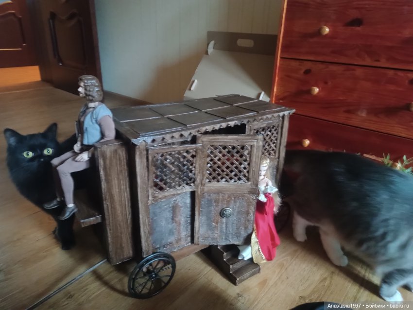 Королевская карета — Мебель для кукол и домиков: фото