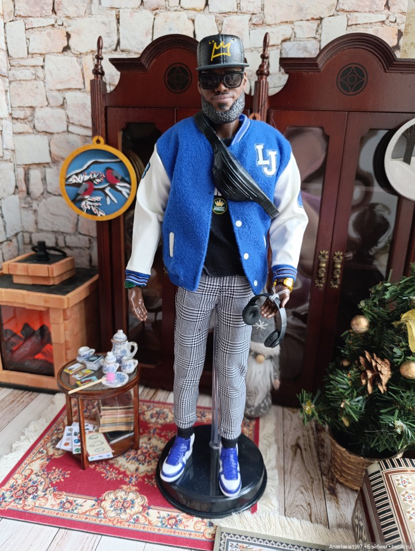 Леброн Джеймс — Куклы Barbie (Барби): Looks (фото 3)