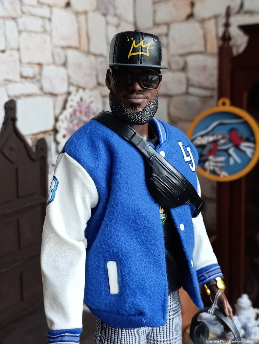 Леброн Джеймс — Куклы Barbie (Барби): Looks (фото 4)