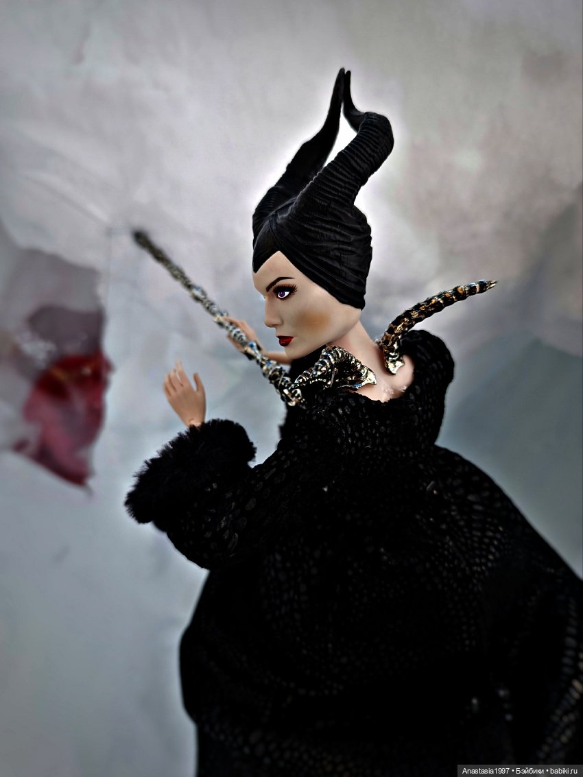 Школа Добра и Зла /Последнее "Долго и счастливо" /32 серия /Суть Зла /часть 1