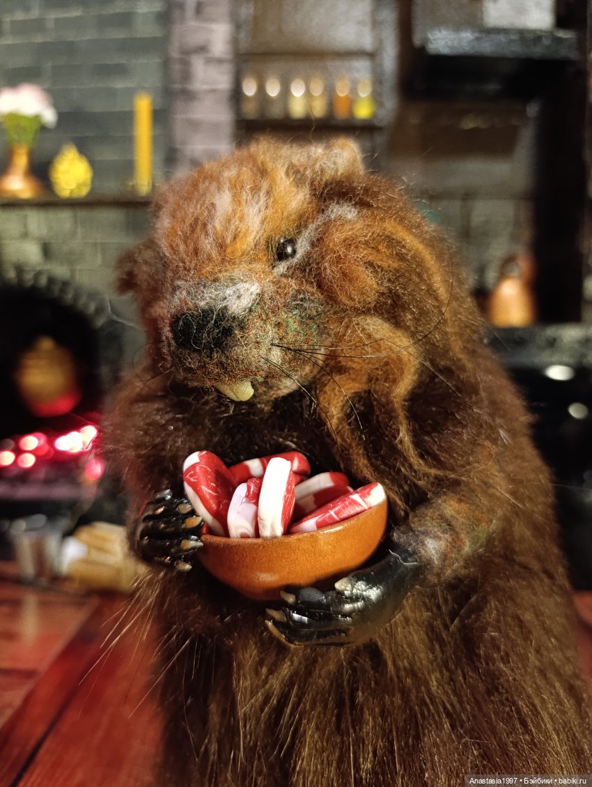 Волка ноги (чужие) кормят