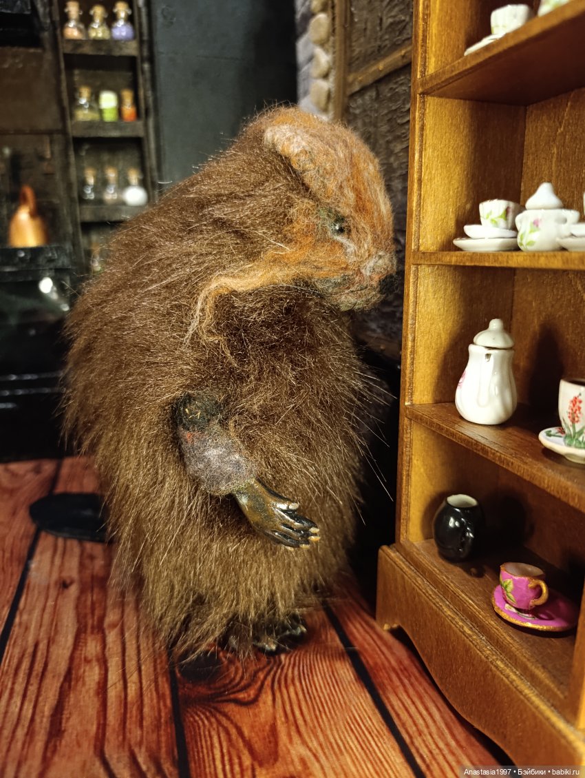 Волка ноги (чужие) кормят