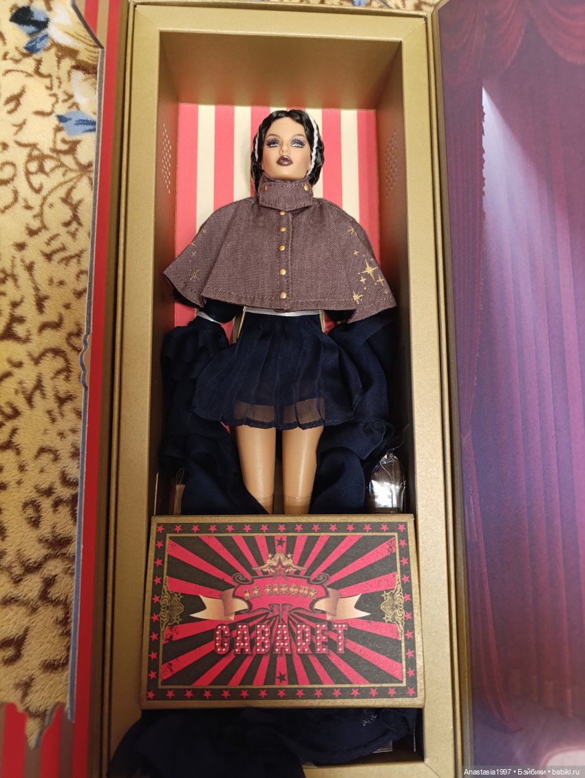 Rayna Ahmadi "Le Cirque Cabaret" (фото 9)