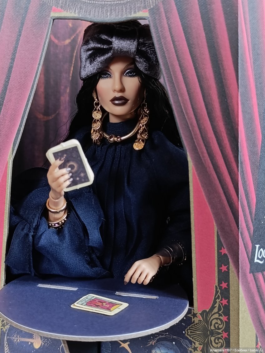 Rayna Ahmadi "Le Cirque Cabaret"