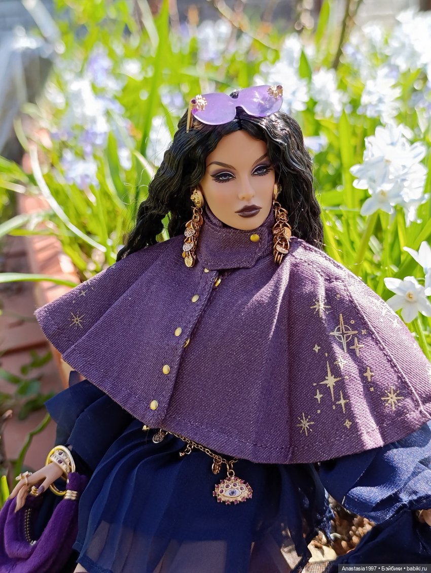 Rayna Ahmadi "Le Cirque Cabaret"