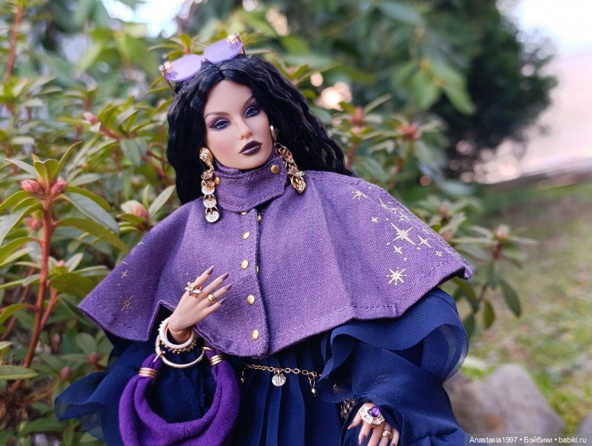 Rayna Ahmadi "Le Cirque Cabaret"