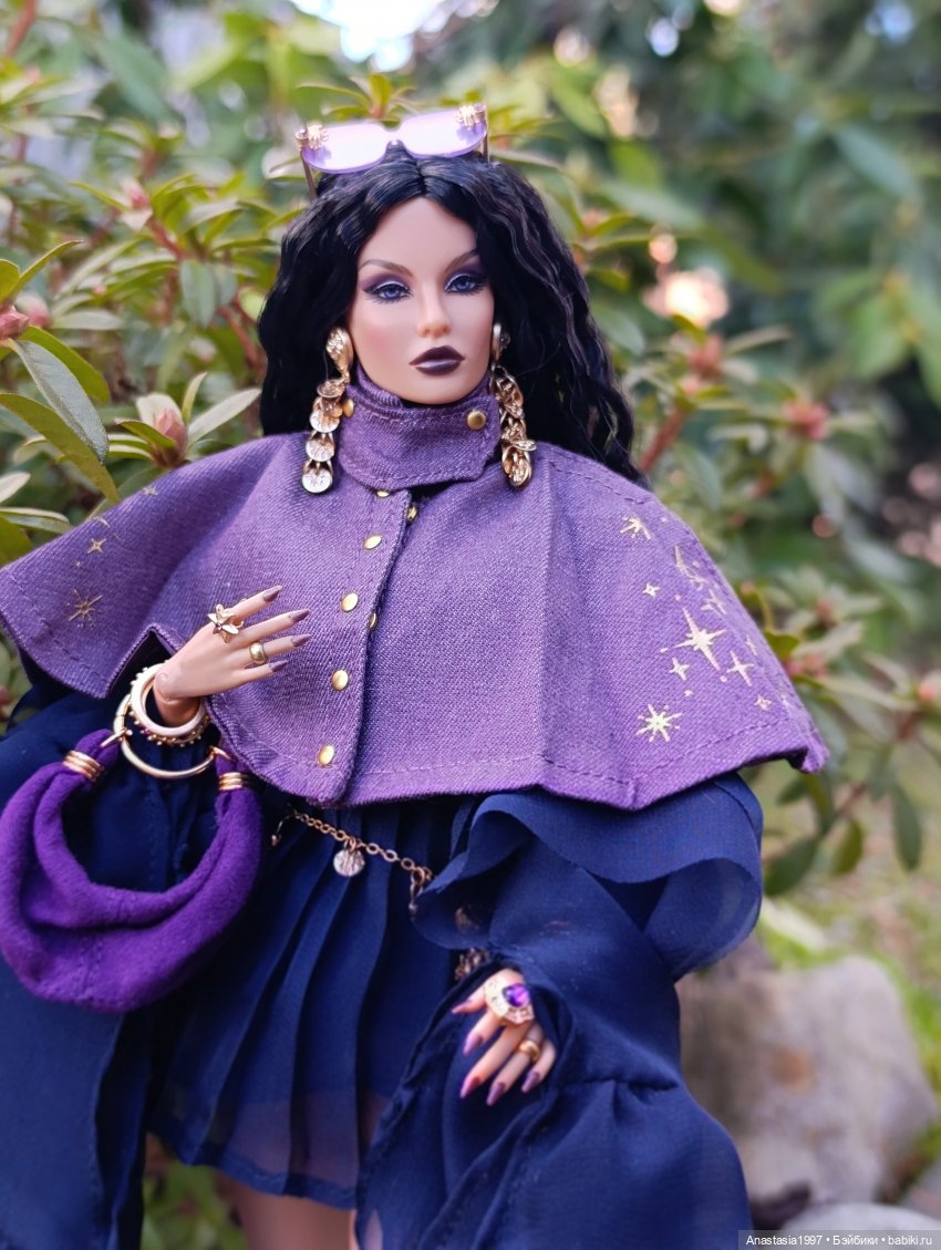 Rayna Ahmadi "Le Cirque Cabaret"