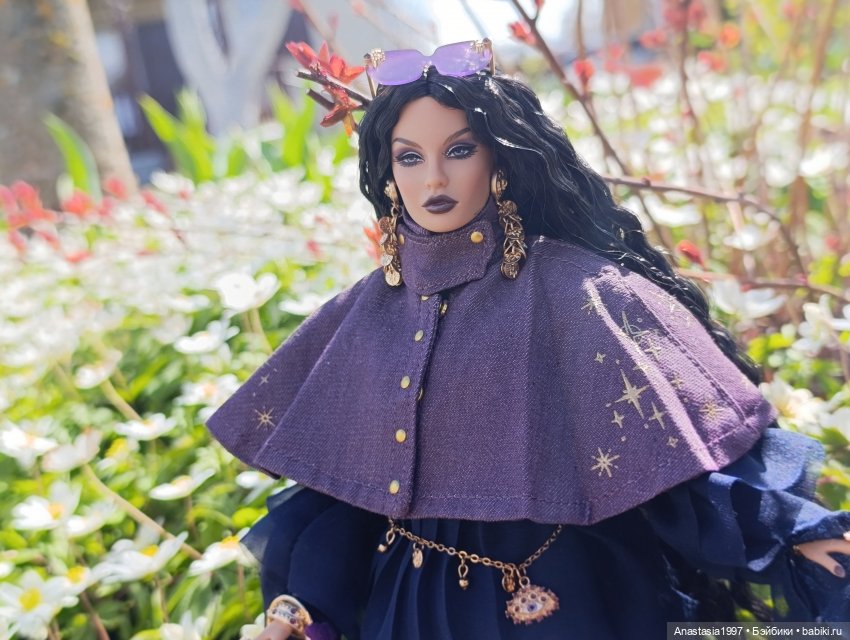 Rayna Ahmadi "Le Cirque Cabaret"