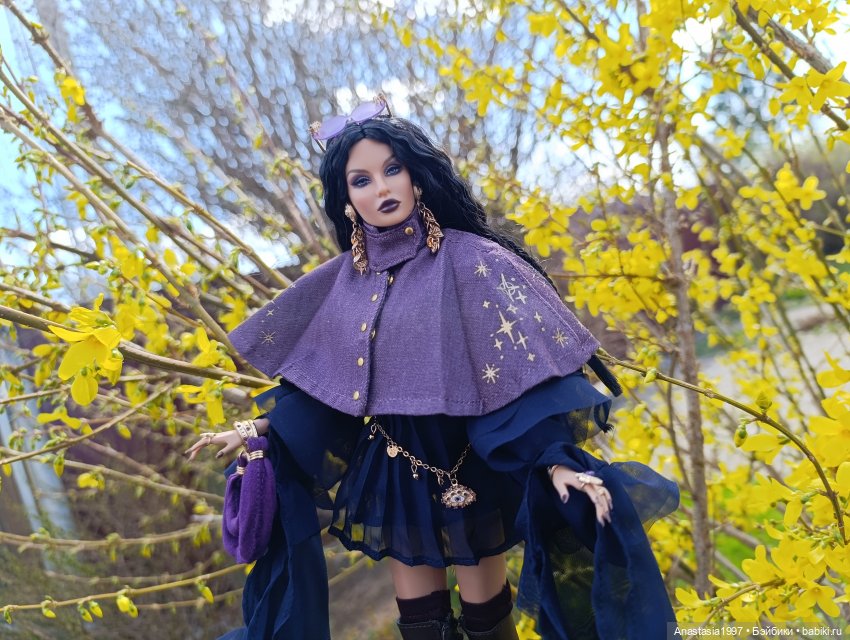 Rayna Ahmadi "Le Cirque Cabaret"