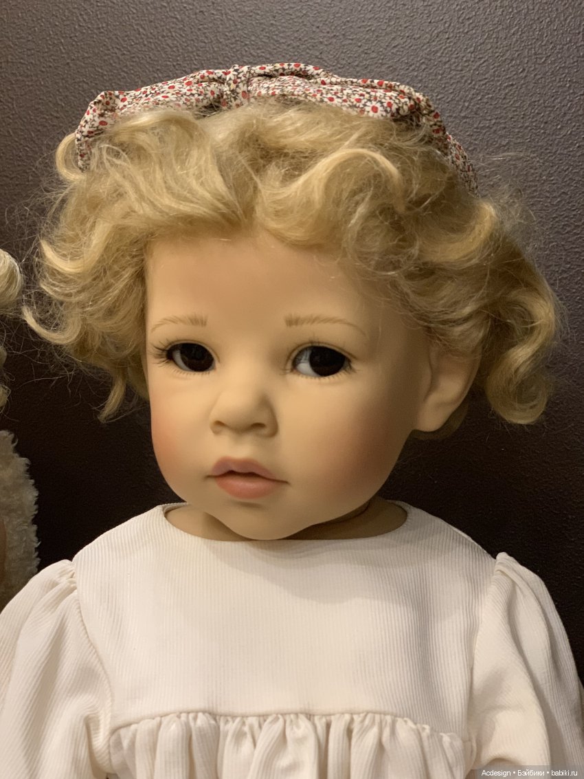 Кажется у меня начали вырисовываться вкусы на определенных авторов. Три красоты от Элизабет Линднер (фото 2)