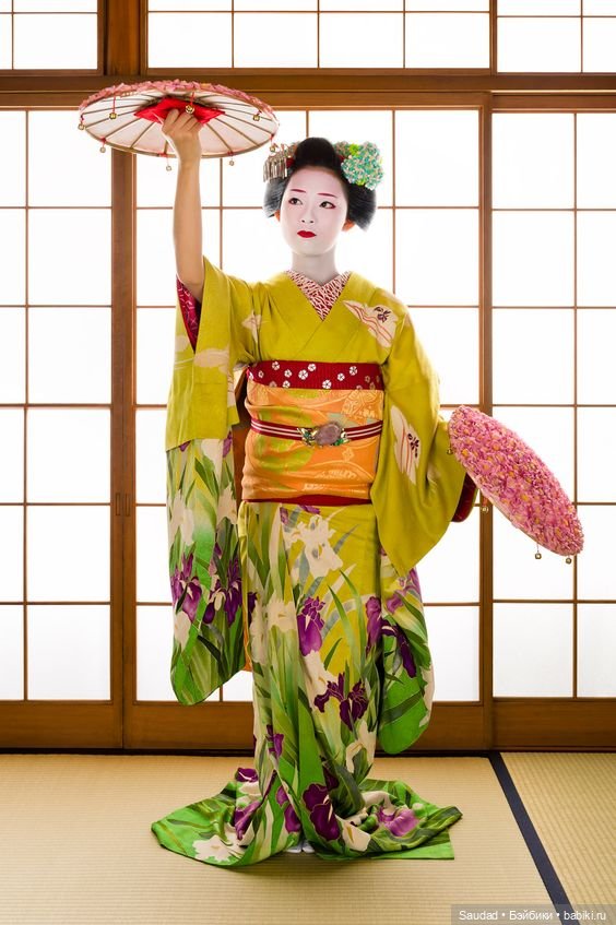Кимоно для гейши