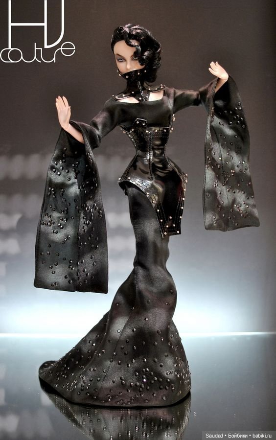 Чёрные платья Чёрного бала