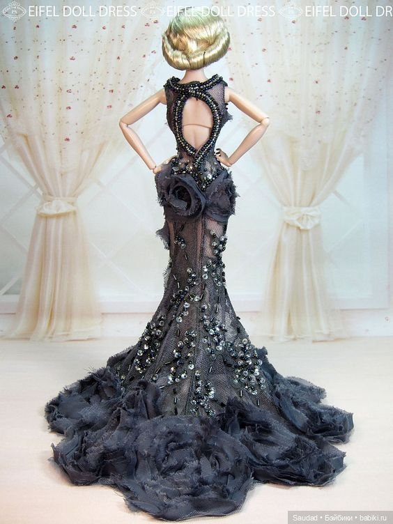 Чёрные платья Чёрного бала