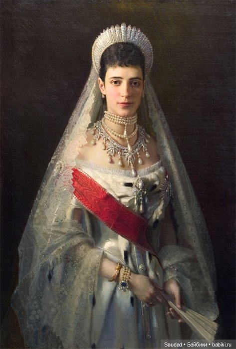 Чёрные платья Чёрного бала