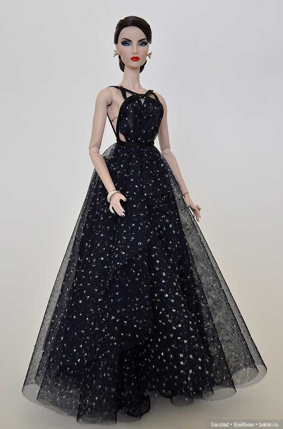Чёрные платья Чёрного бала